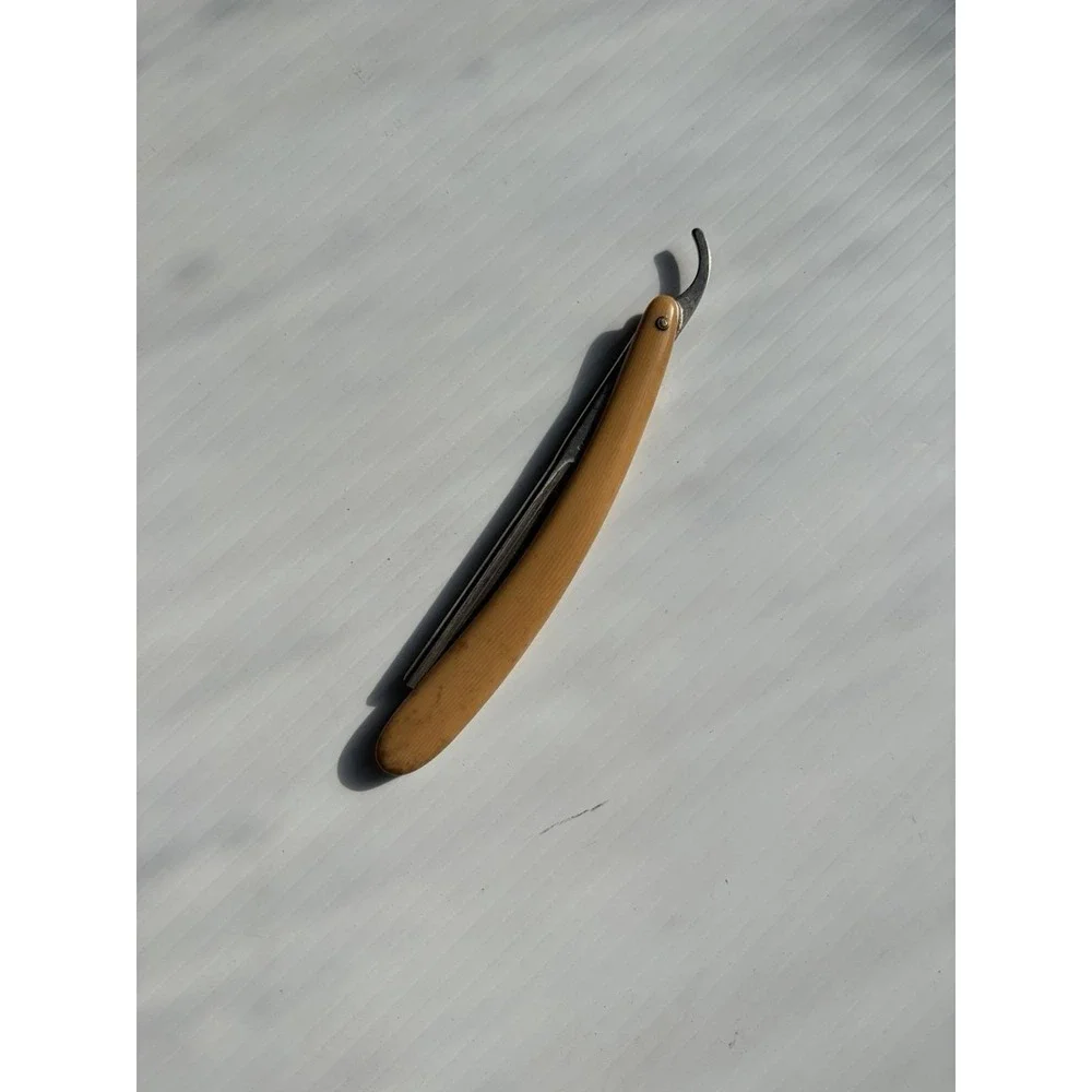 Vintage Curley's Ideal Easy-Shaving Straight Razor NY Yellow Handle With Box